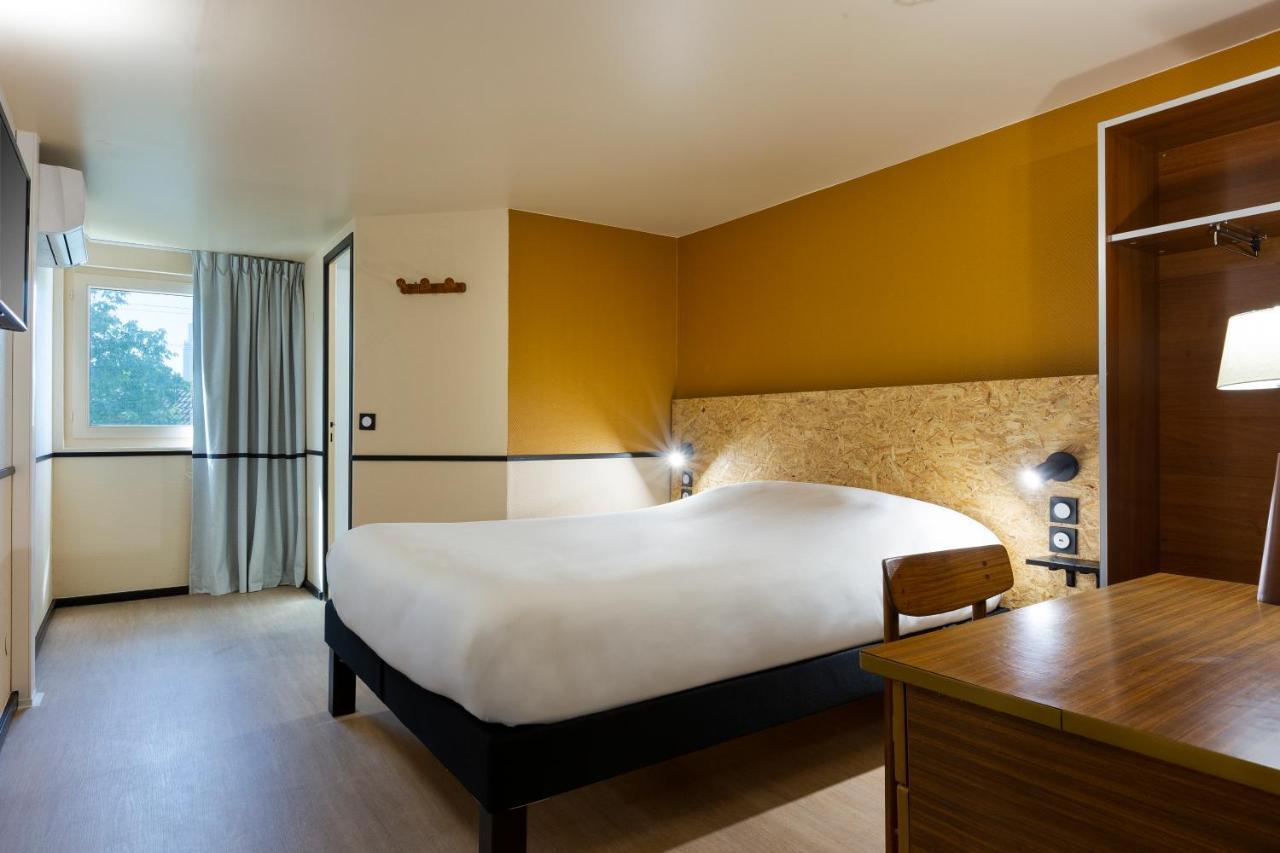 Greet Hotel Villeneuve La Garenne - Renove Экстерьер фото