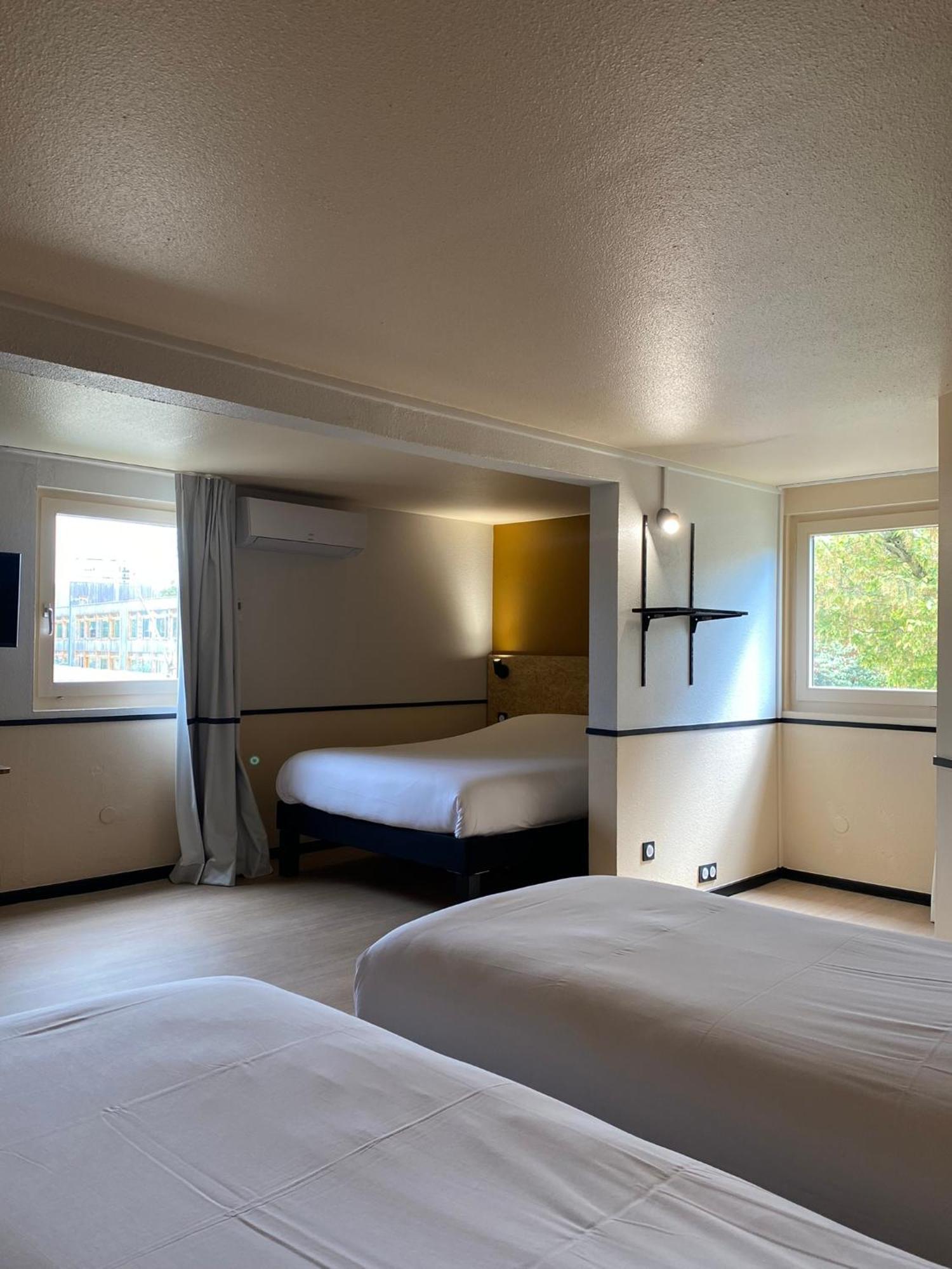 Greet Hotel Villeneuve La Garenne - Renove Экстерьер фото