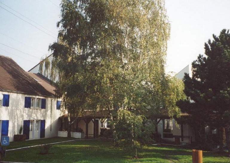 Greet Hotel Villeneuve La Garenne - Renove Экстерьер фото
